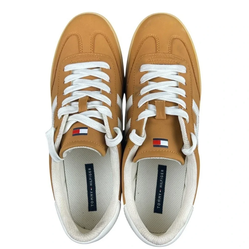 Tommy Hilfiger‎ Low Top Vintage Sneakers Mens 10 Tan NEW WOT TWLEXEIH-R H Logo